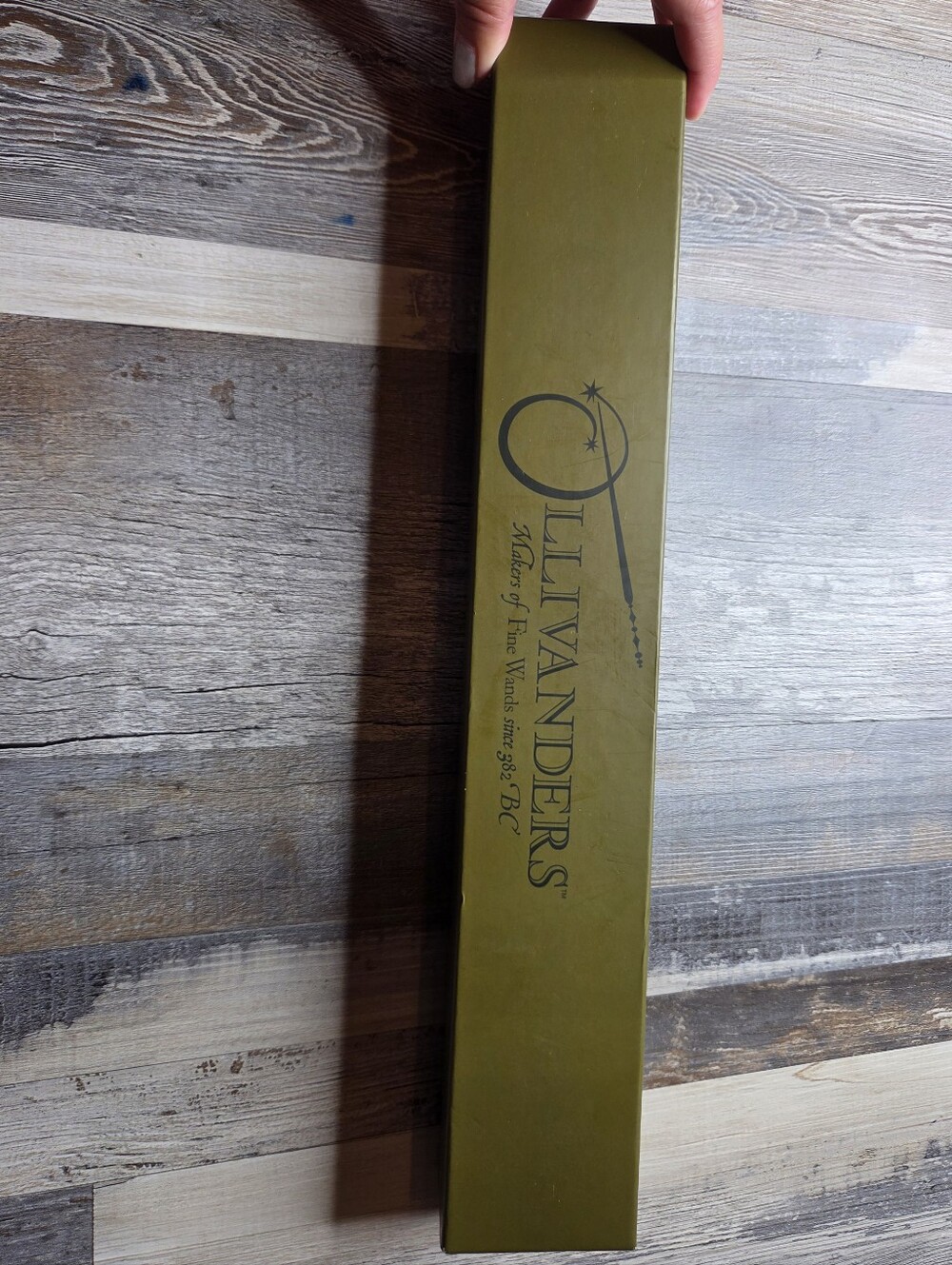 Harry Potter Olivanders Wand INT (Interactive)  Vine 10 In Box
